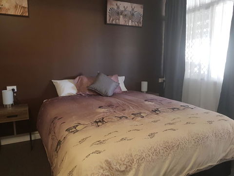 The Q Motel Rockhampton - Accommodation VIC 5