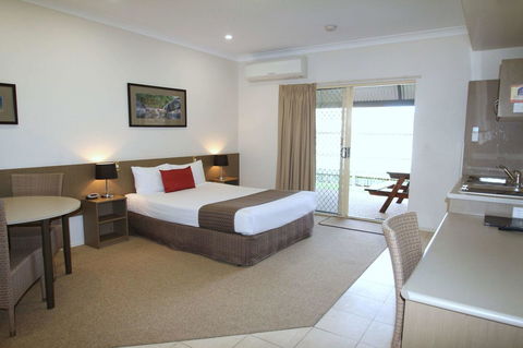 Midlander Motor Inn - Accommodation VIC 25