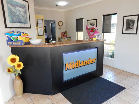 Midlander Motor Inn - Accommodation VIC 1