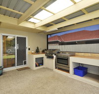 Ocean Wave - Accommodation VIC