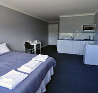 Bribie Island Square - Accommodation VIC