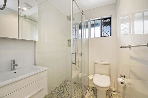 Fishing And Swimming At Your Doorstep - Sylvan Beach Esp, Bellara - Accommodation VIC 13