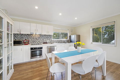 Fishing And Swimming At Your Doorstep - Sylvan Beach Esp, Bellara - Accommodation VIC 15