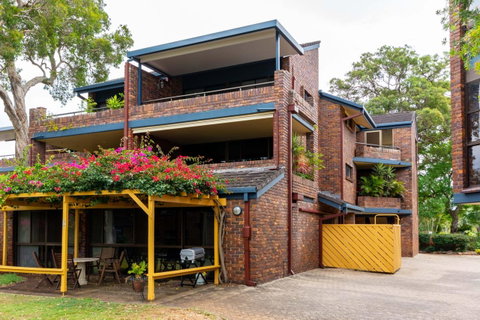 Spacious Family Unit With Incredible Views. - Accommodation VIC 2