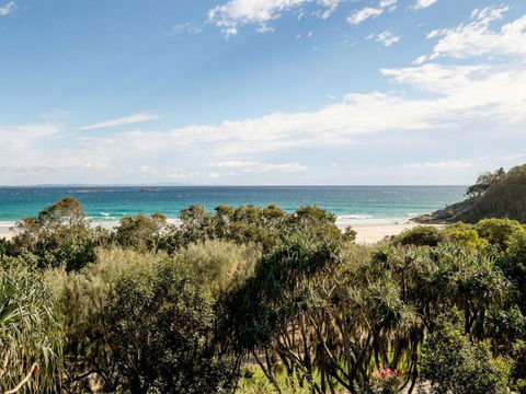 Claytons 1 By Discover Stradbroke - Accommodation VIC 26