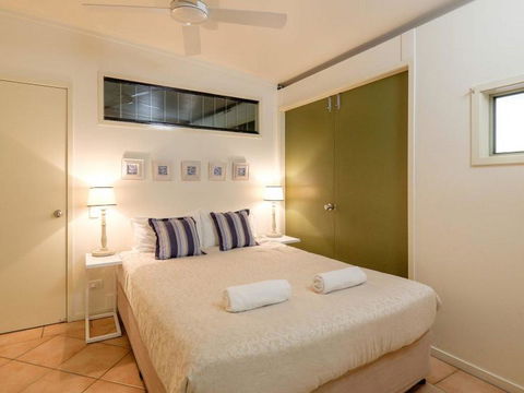 Claytons 1 By Discover Stradbroke - Accommodation VIC 11