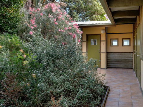 Claytons 1 By Discover Stradbroke - Accommodation VIC 1
