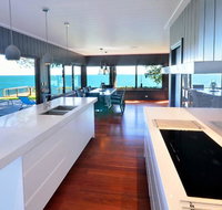 Dolphins at Sunset - Accommodation VIC