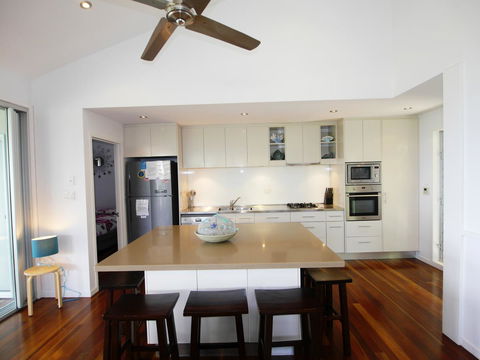Sandbar - Accommodation VIC 3