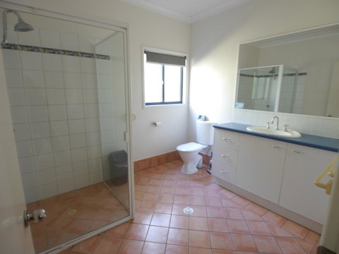 A Tequila Sunrise - Accommodation VIC 8