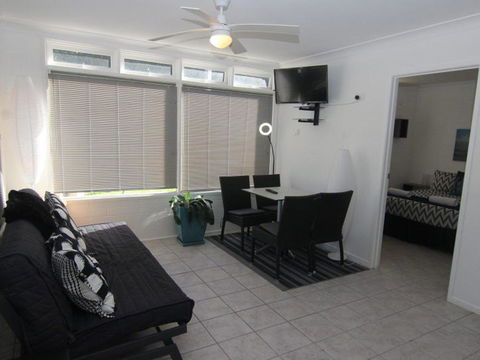 Portofino Unit 5 - Accommodation VIC 5