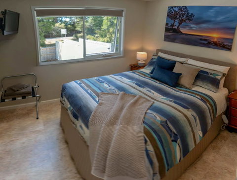 Adventure Bay Holiday Home - Accommodation VIC 5