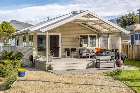 Adventure Bay Holiday Home - Accommodation VIC 0
