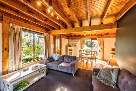 Parnella Adventure Bay, Bruny Island - Accommodation VIC 2