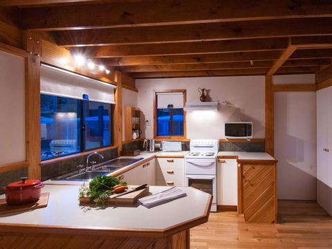 Parnella Adventure Bay, Bruny Island - Accommodation VIC 12