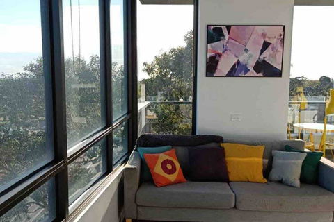 , Elsternwick, Impressive 2bed:carspot:15mins To CBD - Accommodation VIC 3