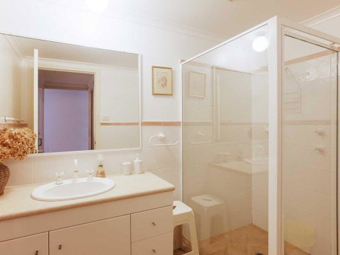 1 'Peninsula Waters', 2-4 Soldiers Point Road - Aircon, Pool & Massive Outdoor Area - Accommodation VIC 3