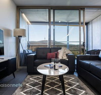 1 Bedroom Apt With Parking Walk to ANU - Accommodation VIC