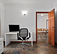 1 Gordon St Cowes - Kenros Beach House - Accommodation VIC