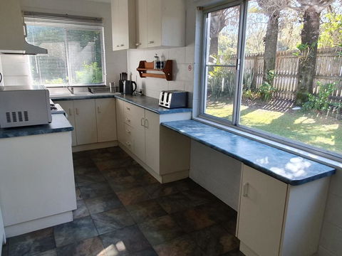 1 Spectrum Street, Rainbow Beach- Close To Shops And Main Beach - Accommodation VIC 0