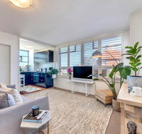 10 Barncleuth Square - Accommodation VIC