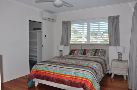 10 Double Island Drive - Modern Family Home, Centrally Located, Swimming Pool & Outdoor Area - Accommodation VIC 1
