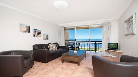 10T Beachfront Apartments - Accommodation VIC 0