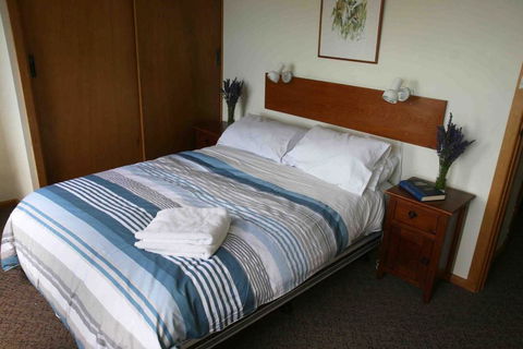 11 Townsend Street, Jindabyne - Accommodation VIC 2