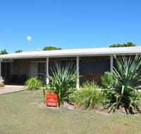 12 Zircon Street - Renovated beach shack with the perfect blend of comfort and coastal cool - Accommodation VIC