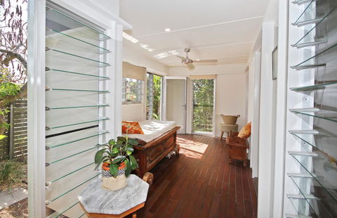 13 Ann Street, Coolum Beach, Pet Friendly, Linen Included - Accommodation VIC 1