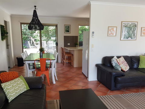 13 Coora Court - Sleeps 6, Pool, Air Con, Pets - Accommodation VIC 1