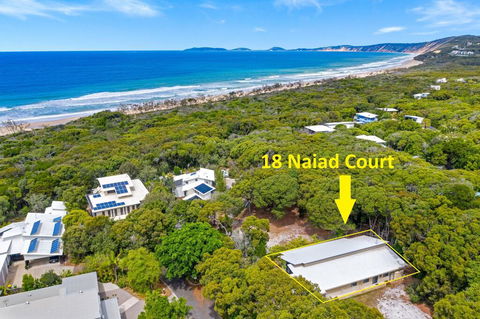 18 Naiad Court - Rainbow Shores, Modern Beach House, Walk To Beach - Accommodation VIC 3