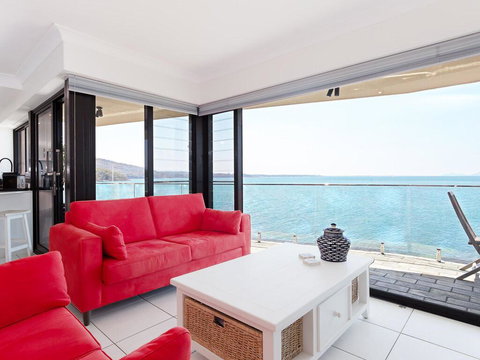 2 'Lanimer' 14 Mitchell Street - Beautiful Waterfront Property With Spectacular Views - Accommodation VIC 0