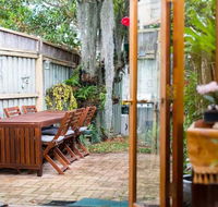 2 Bed Renovated Terrace - Erskinville - Accommodation VIC