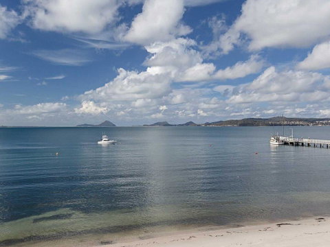 2/137 Soldiers Point Road - Luxury Unit On The Waterfront With Aircon And Free Unlimited Wi Fi - Accommodation VIC 2