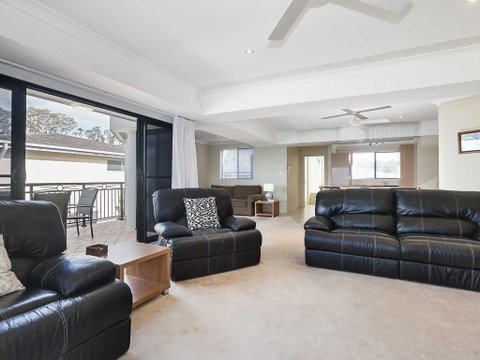 2/137 Soldiers Point Road - Luxury Unit On The Waterfront With Aircon And Free Unlimited Wi Fi - Accommodation VIC 3