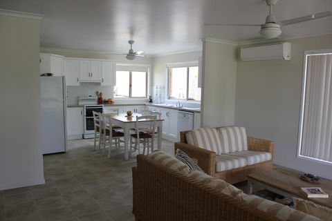 2/51 Carlo Road - Rainbow Beach - Accommodation VIC 1