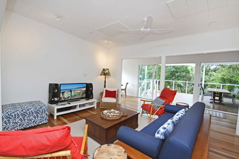 25 Goongilla Street, Yaroomba 500 BOND - Accommodation VIC 2