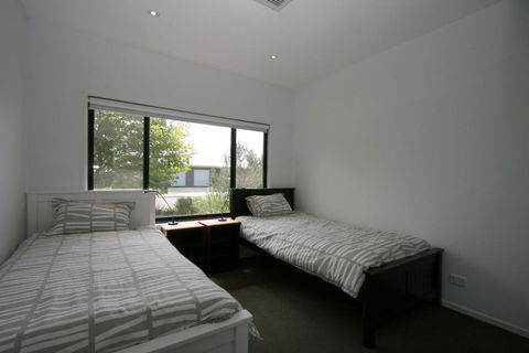 26 Twynam Street - Accommodation VIC 0
