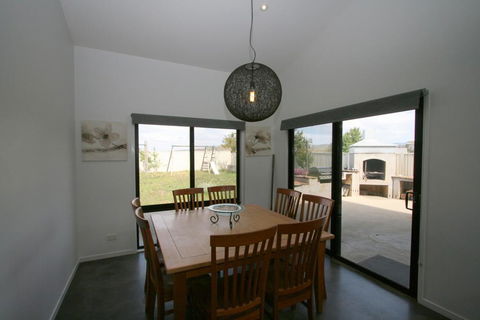 26 Twynam Street - Accommodation VIC 3