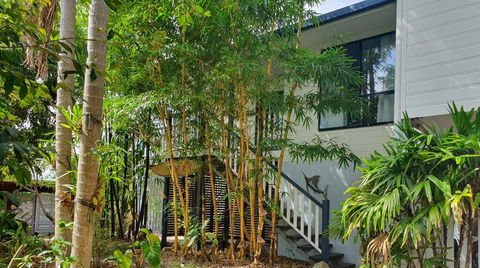 27 Bomburra Court - Rainbow Beach, Spacious, Comfortable, Large Deck, Private - Accommodation VIC 0
