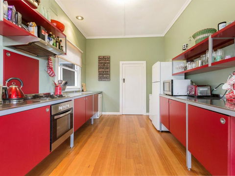 BEACHSIDE GETAWAY DROMANA - Accommodation VIC 2