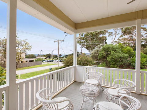 BEACHSIDE GETAWAY DROMANA - Accommodation VIC 0