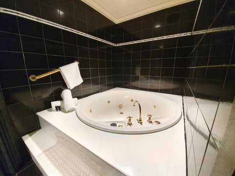 Bell Motel - Accommodation VIC 2