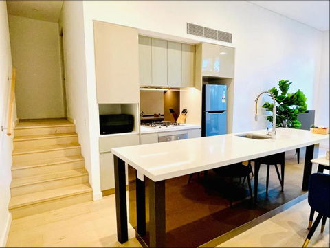 Charming And Cozy 3 Bedroom Condo Parking, Wi-Fi - Accommodation VIC 0