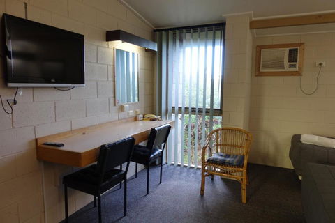 Coal Creek Motel - Accommodation VIC 4