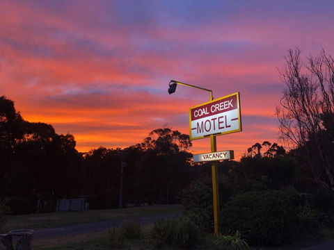 Coal Creek Motel - Accommodation VIC 2