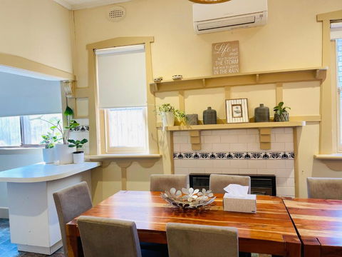 D103 Lemon Tree House - Accommodation VIC 3