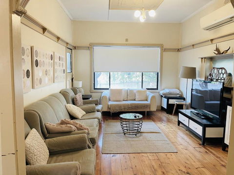 D103 Lemon Tree House - Accommodation VIC 4