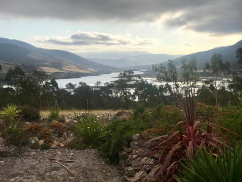 Derwent Mist Villas (Acacia Villa) - Accommodation VIC 1